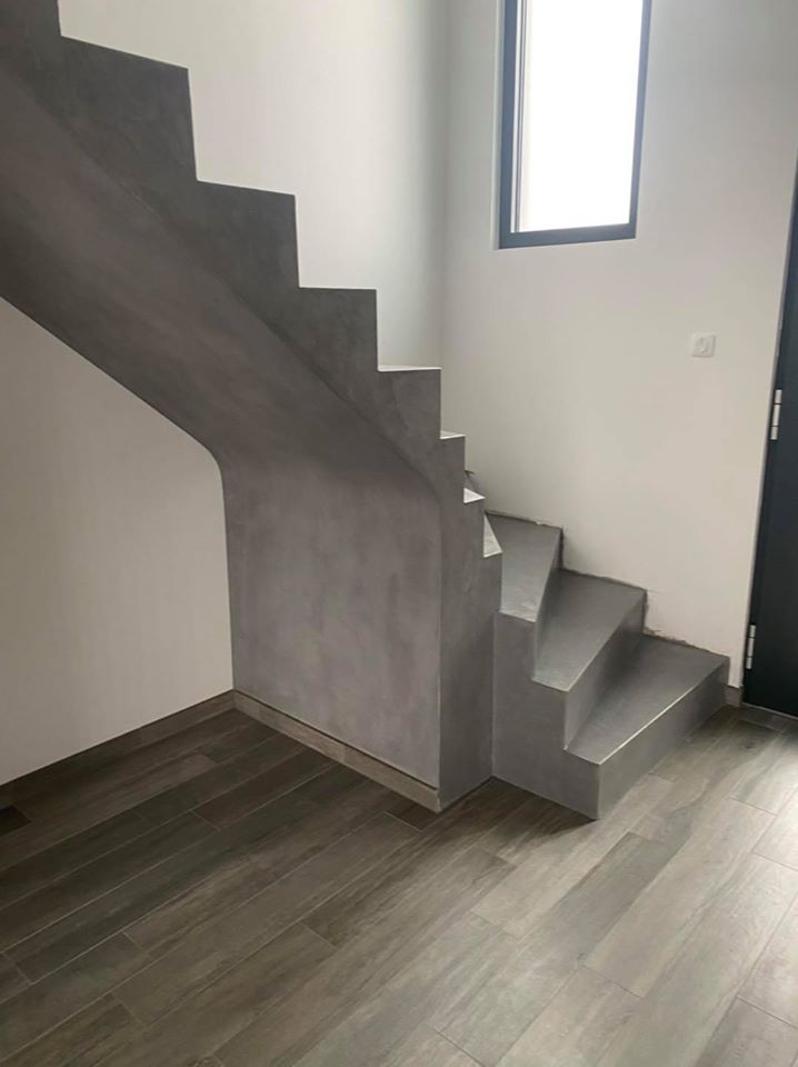 Les astuces pour la rénovation de votre escalier en bois - La Maison Des  Travaux